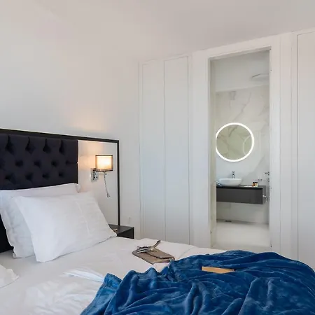 빌라 Adria View With Heated Pool I