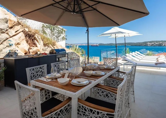 别墅 Adria View With Heated Pool I