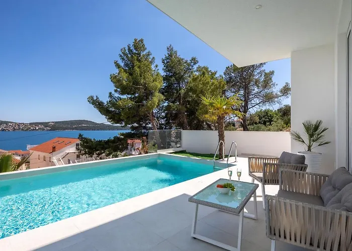 Adria View With Heated Pool I *