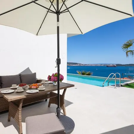 Adria View With Heated Pool I Trogir