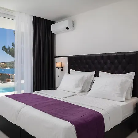 Adria View With Heated Pool I Villa Traù